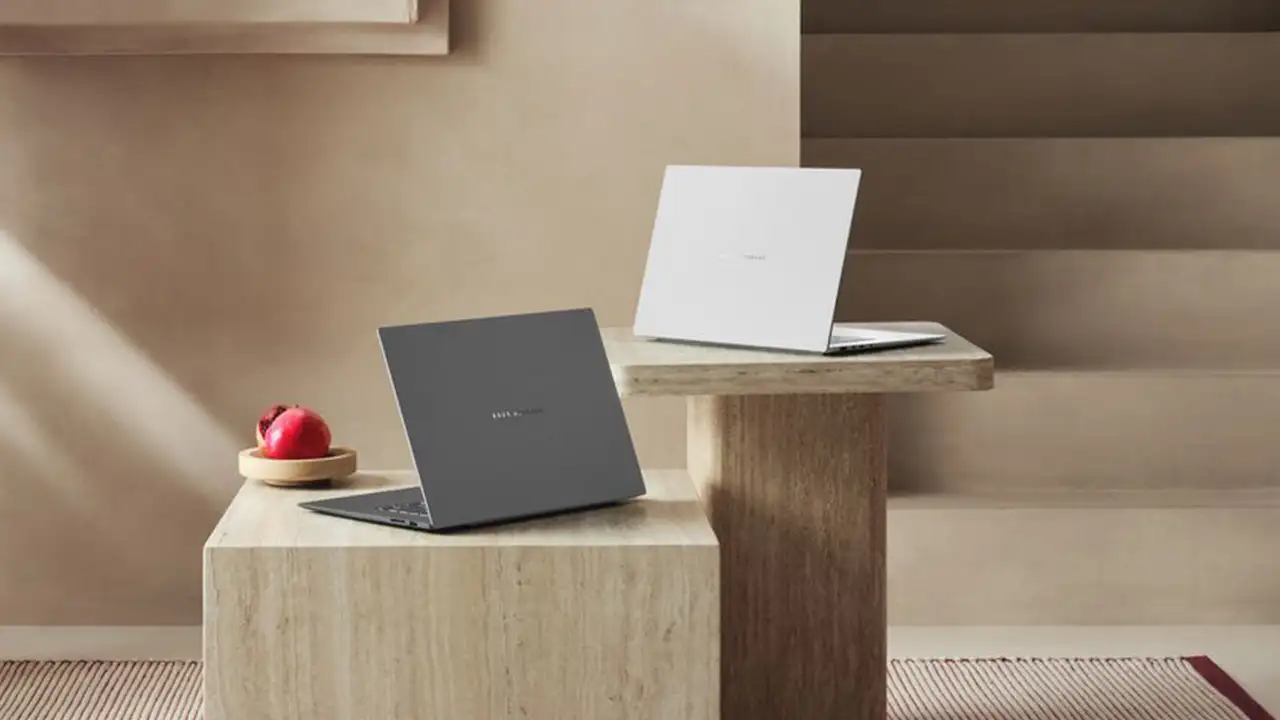 Zenbook S16